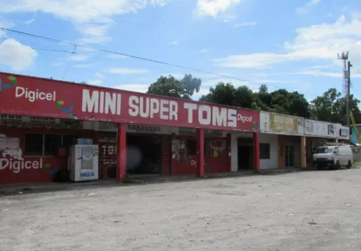 Los comerciantes son objeto de amenaza. Foto/Eric Montenegro