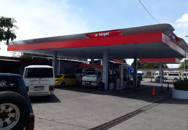 La estación de combustible ha sido asaltada dos veces este año. Foto/José Vásquez
