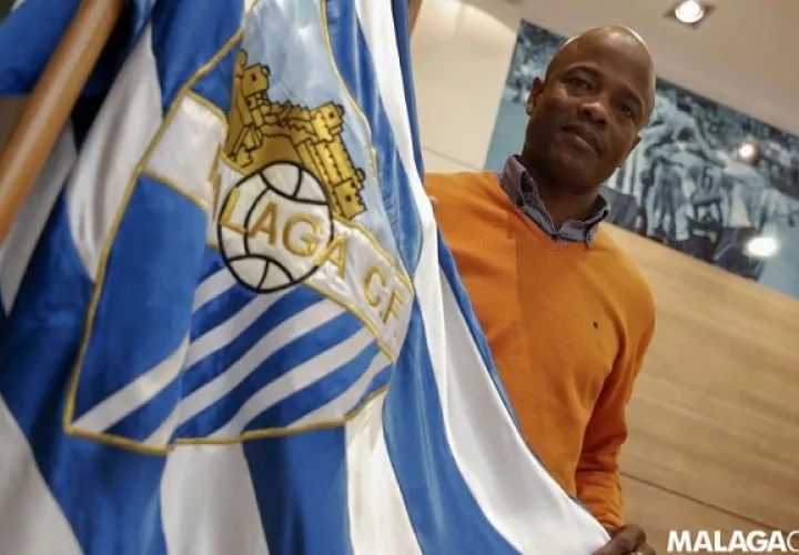Dely se destacó como jugador en el Málaga.