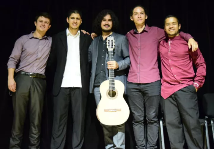 Los ganadores de la competencia guitarrística. Foto: Cortesía.