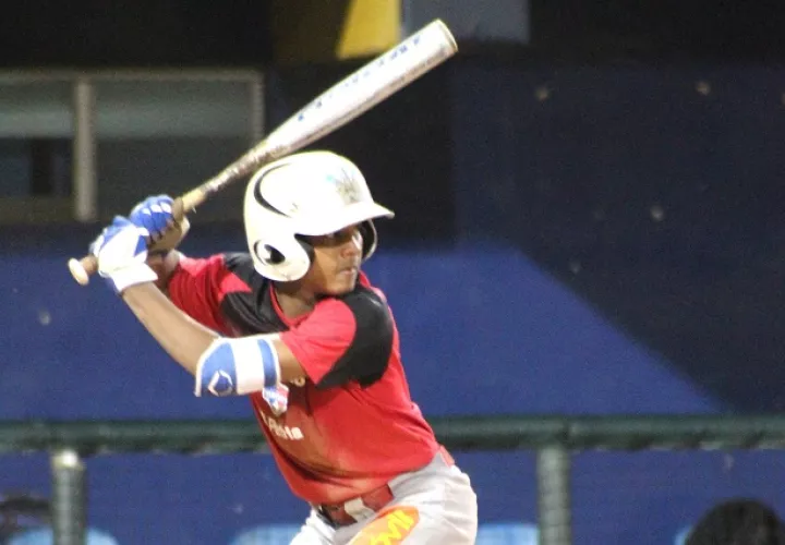 Luis Sánchez, jugador de la provincia de Panamá Este.