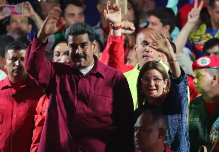 El presidente venezolano, Nicolás Maduro y su esposa, Cilia Flores. Foto: EFE 
