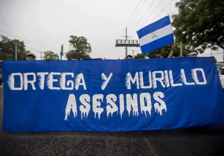 Acusan al presidente Daniel Ortega y a su esposa Rosario Murillo de asesinato. FOTO/EFE