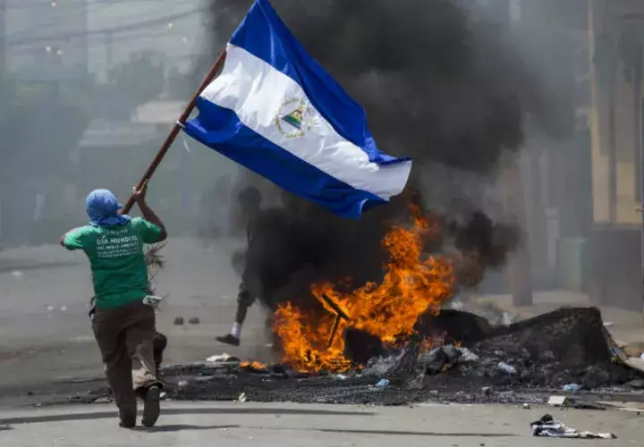 El ataque ocurrió la noche del sábado y la Comisión Interamericana de Derechos Humanos (CIDH), que realiza una jornada de trabajo en el país, constató cuatro heridos.