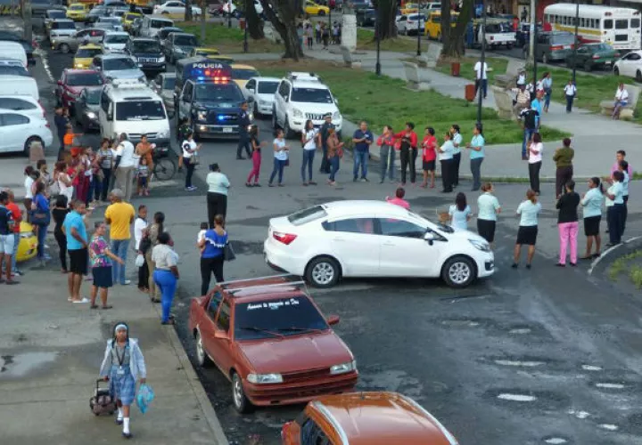 Los conductores se han visto afectados con la medida. Foto: Diómedes Sánchez.
