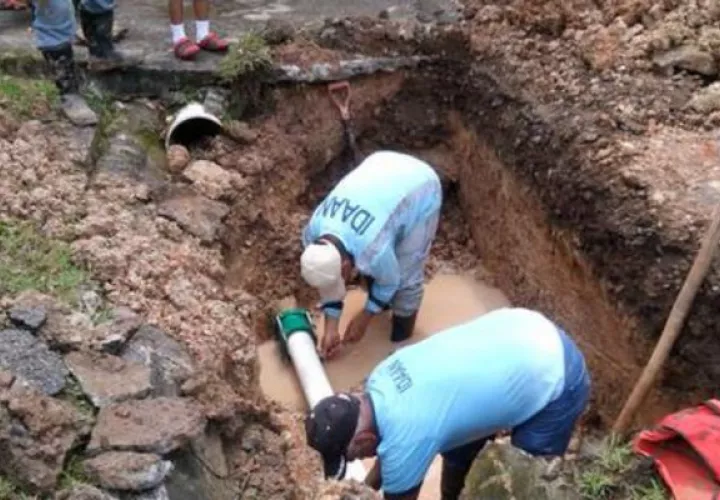 Fue suspendido el suministro de agua potable por trabajos. @IDAANinforma