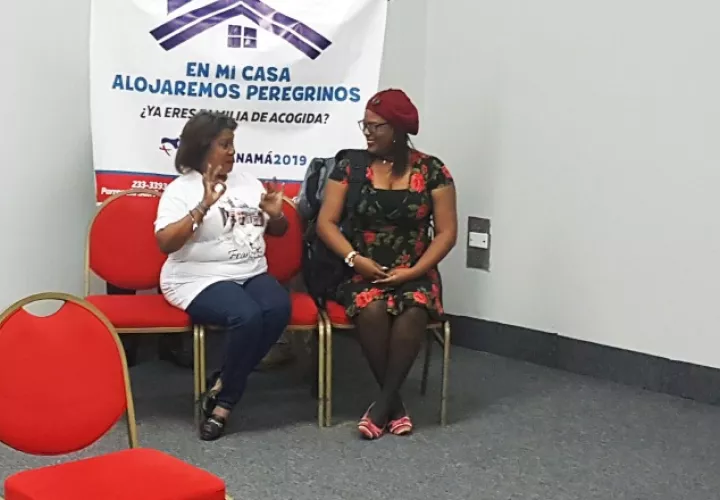 Los cursos de intérprete de lenguaje de señas son prácticos, y se dictan con una duración de tres semanas.  Cortesía