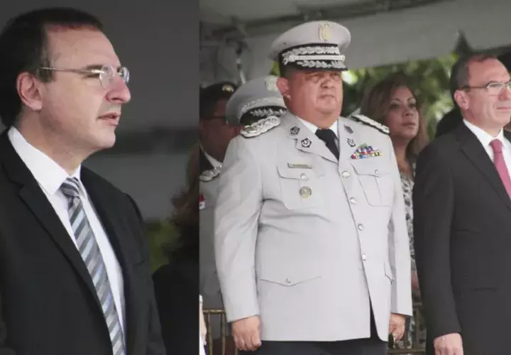 Pinzón (centro) fue un protegido del ministro consejero Taher Yaffar (izq.), lo que le permitió no recibir órdenes de "Picuiro" López (dcha.). Víctor Arosemena