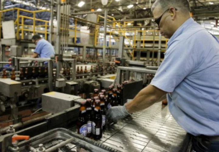 1,000 empresas  podrían cerrar. /Foto Cortesía