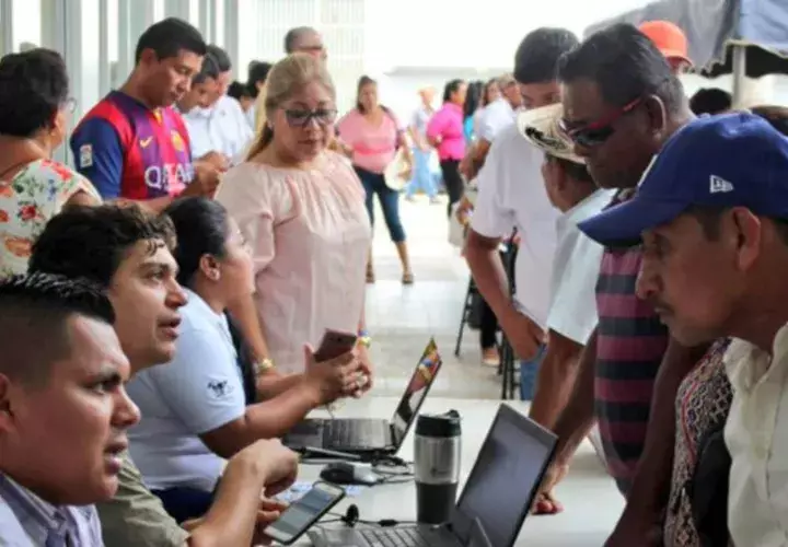 Estos días ha bajado la asistencia de personas que retiran los certificados. /Foto Cortesía