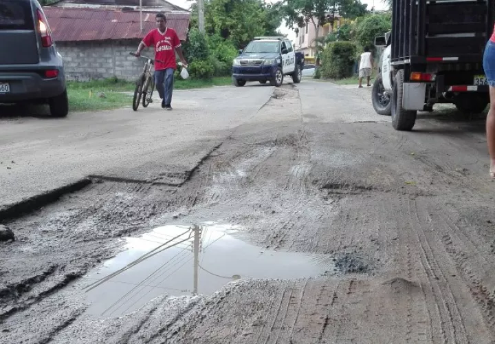 Daños por construcción. FOTO/ Eric Montenegro