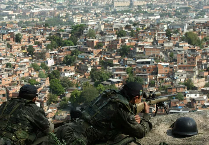 Un soldado fue herido, pero su estado de salud era estable.