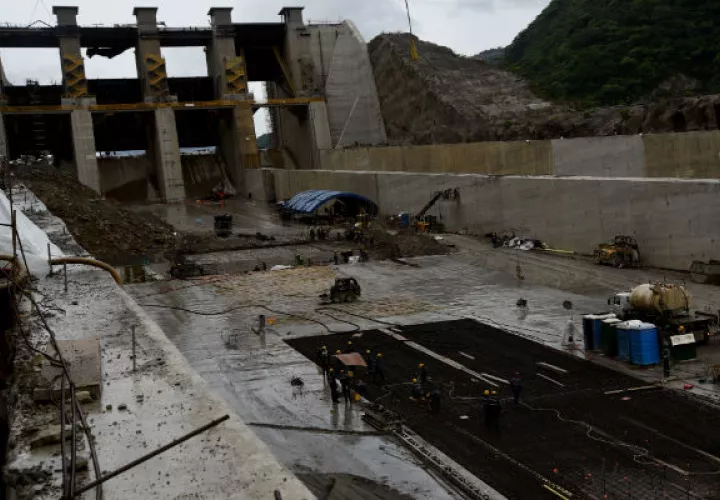 La situación se registró ayer en el caserío Playa Rica, municipio de Valdivia, a unos 37 kilómetros de la represa.