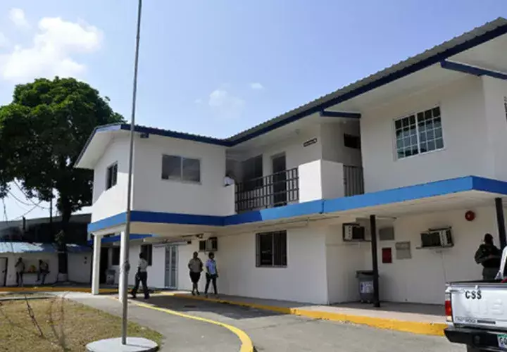 cuarto de urgencias de la Policlínica de Sabanitas Don Laurencio Ocaña. Diómedes Sánchez
