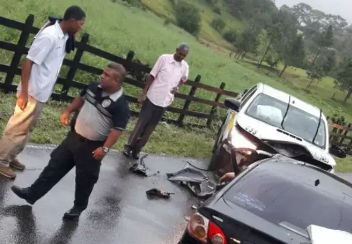 El accidente fue en medio de un aguacero. 