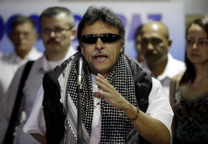 Santrich, es uno de los cinco miembros del partido Fuerza Alternativa Revolucionaria del Común Designados para ocupar un escaño en la Cámara de Representantes a partir del próximo 20 de julio.