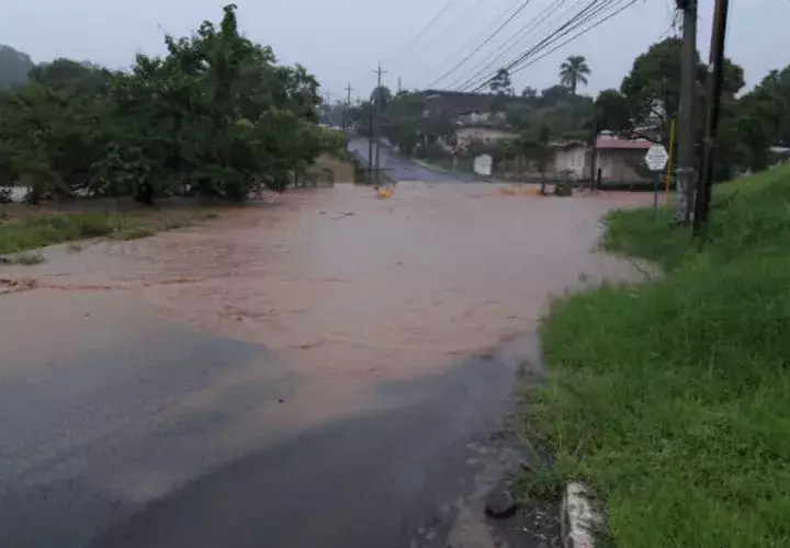 La Valdeza, inundada en La Chorrera. Foto: Eric Ariel Montenegro.  