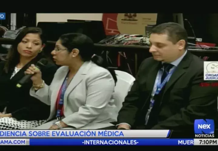 Los médicos asignados comparecieron ante el fiscal Jorónimo Mejía. / Foto: Nex TV.