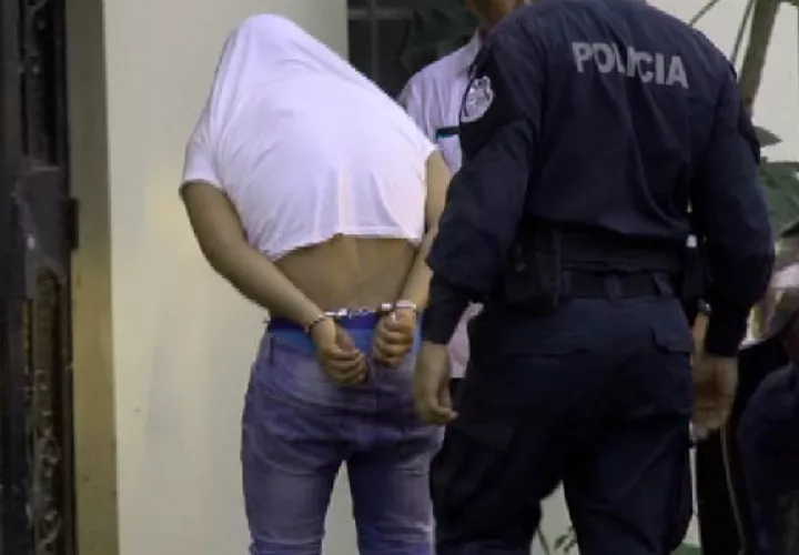 Uno de los menores detenidos. Foto: Mayra Madrid. 