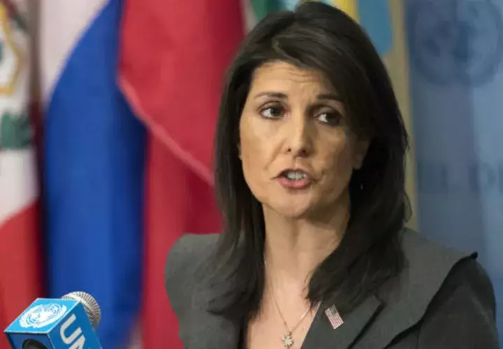 La embajadora estadounidense ante la ONU, Nikki Haley, anunció la salida oficial de EE.UU. de la Comisión de Derechos Humanos de la ONU. FOTO/AP 