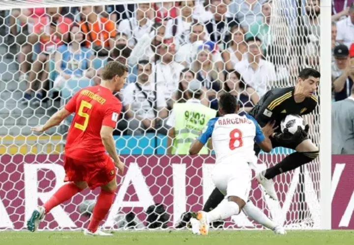 Bélgica resolvió en el juego en el segundo tiempo.