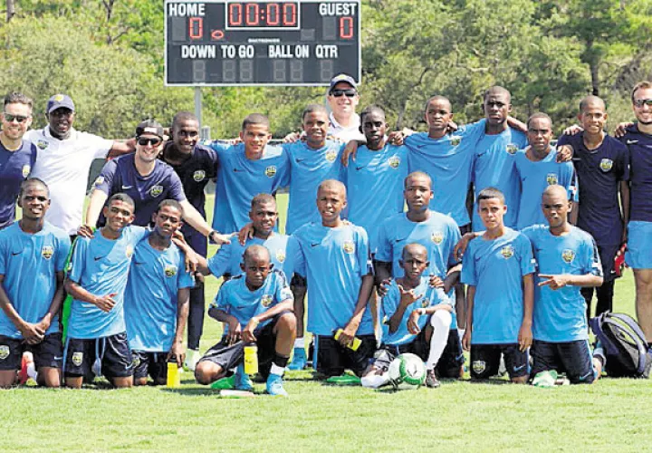 Los jóvenes de Altos de los Lagos, Colón, campeones de la sub-15 /Foto Internet