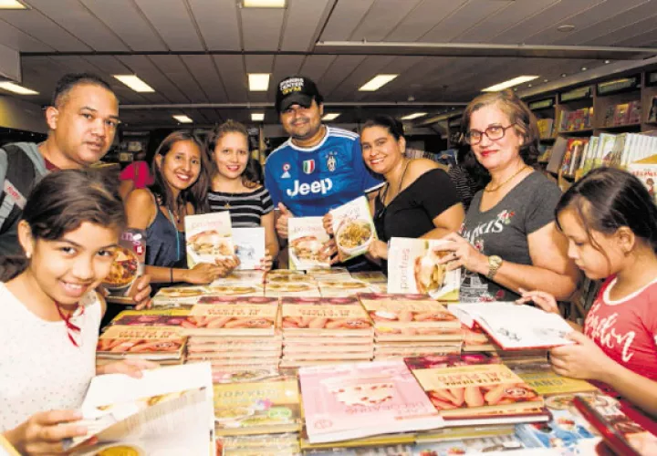 Títulos en español e inglés.