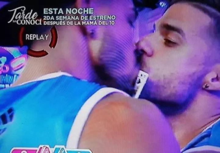 Más títeres
