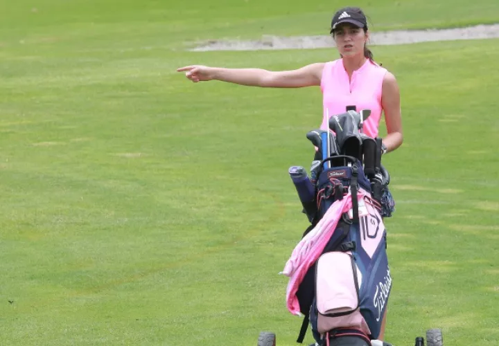 Álvarez comparte la pasión por el golf con su hermano Diego. /Foto Anayansi Gamez