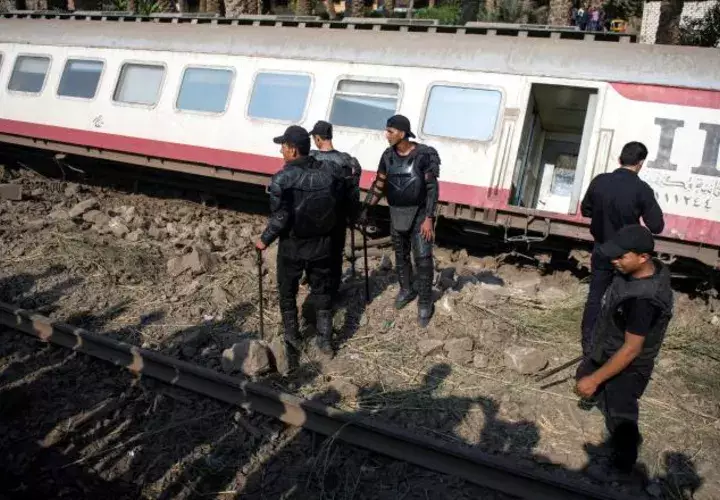 55 personas resultaron heridasen el accidente ferroviario. EFE