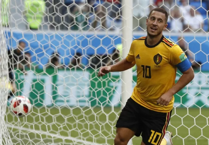 Hazard anotó ante los ingleses. AP