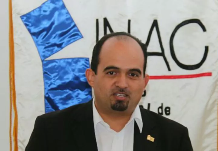 A Guerrero le suspendieron el servicio de "data roaming" por sobrepasar el límite. /Foto Archivo Epasa