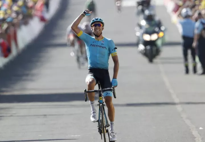 Omar Fraile festeja su triunfo. /Foto AP
