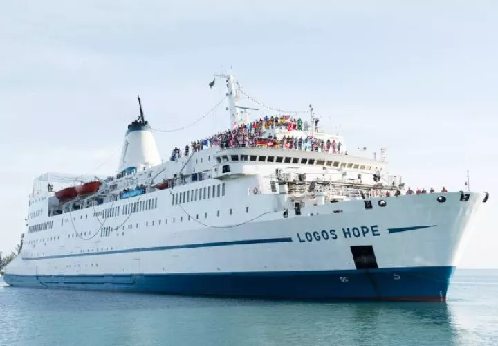 Habilitarán transporte en Albrook y Cocolí para visitar el barco.
