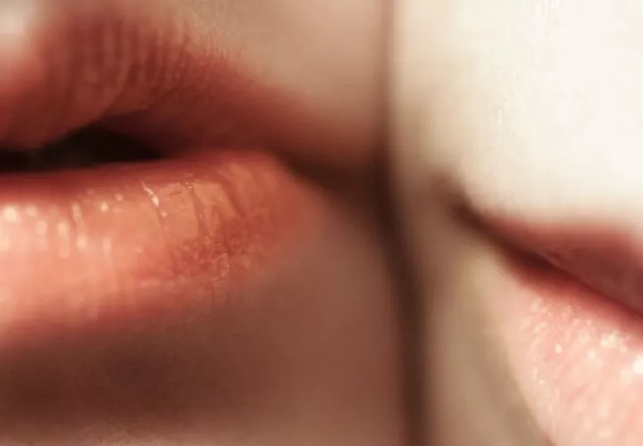 Las prácticas del sexo oral  inciden en el aumento de cáncer de cabeza y cuello. 