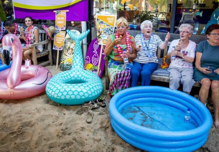 Los más afectados con las temperaturas extremas son los adultos y los niños. EFE