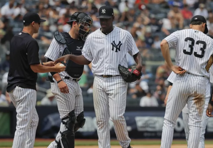 Luis Severino (c) fue castigado en los episodios que jugó. /Foto AP
