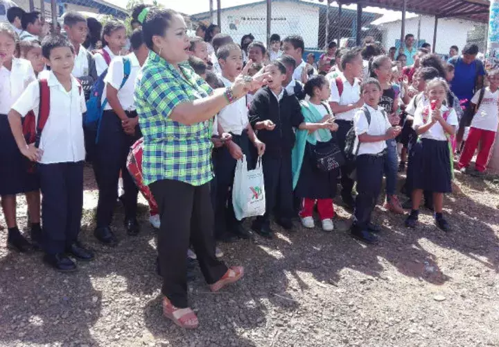 La falta de agua en la escuela persiste. Foto: Eric Ariel Montenegro. 