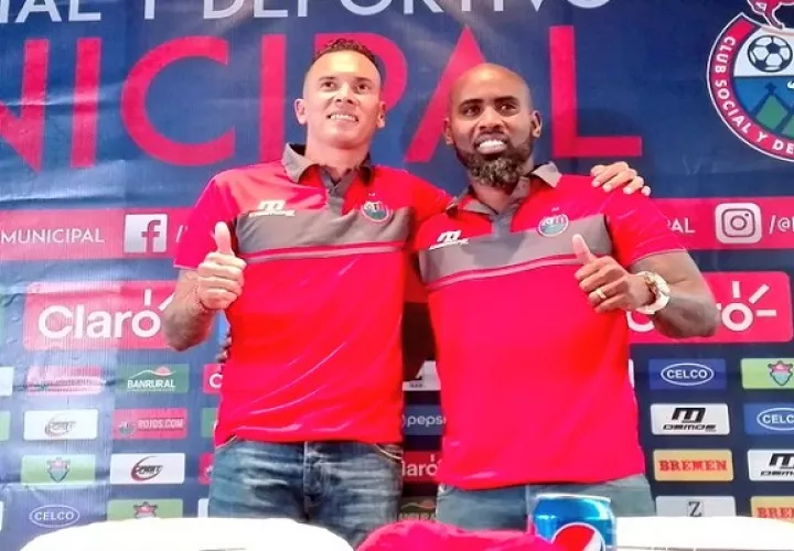 Blas y Baloy recularon.