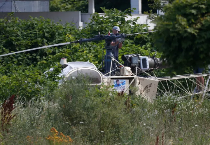 El helicóptero fue hallado incendiado entre los aeropuertos parisinos de Le Bourget y de Charles de Gaulle.