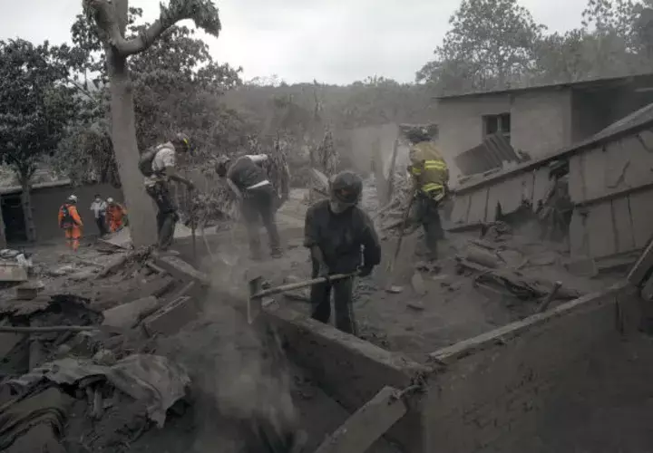 La población aún no se repone del dolor y la tristeza causados por los estragos de la naturaleza. 