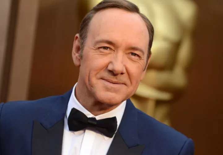 El director está siendo investigado por comportamientos sexuales agresivos.
