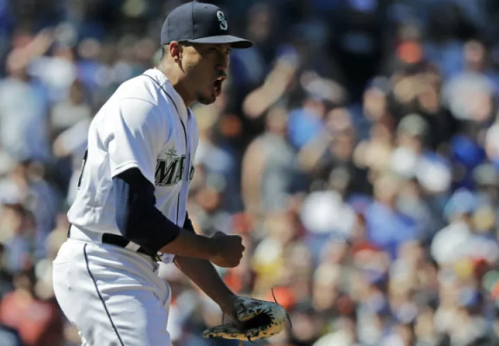 Edwin Díaz sigue afianzándose como líder en las Grandes Ligas en salvamentos al conseguir su número 39. Foto:AP
