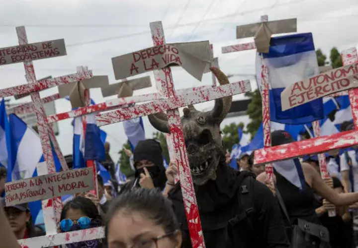 La población nicaragüense exige no olvidar a los masacrados por el gobierno de Daniel Ortega. FOTO/EFE