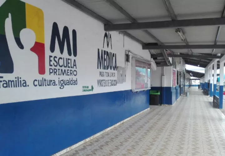 Vista de uno de los colegios, en donde no se dieron clases. Foto: Eric Ariel Montenegro.