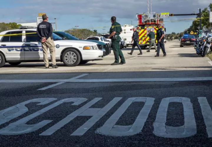 El pasado 14 de febrero Nikolas Cruz, de 19 años, mató a 17 personas. Foto: EFE. 
