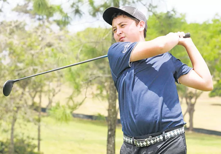 Juan Marco Arosemena juega en el nivel 15-18 años. /Foto Anayansi Gamez