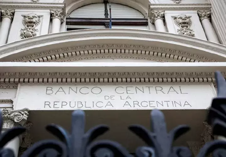 Buscan cubrir las necesidades de pesos del mercado. EFE