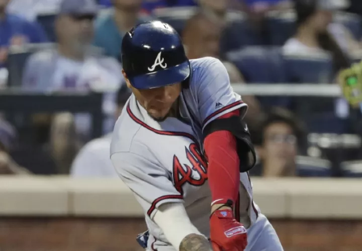 Johan Camargo lleva trece vuelacercas en esta temporada en las Mayores. /Foto AP