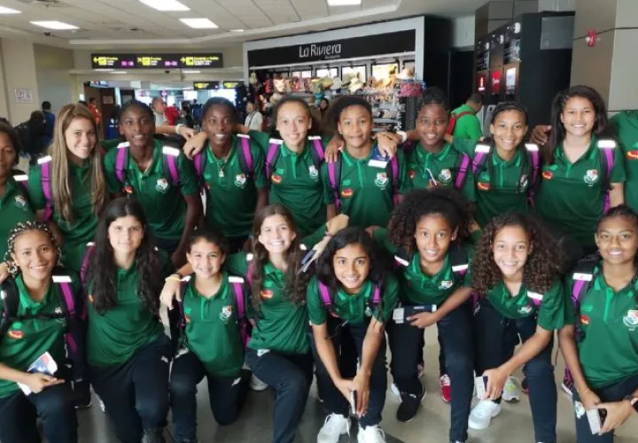 Parte del equipo que viajó ayer a los EE.UU. /Foto Internet